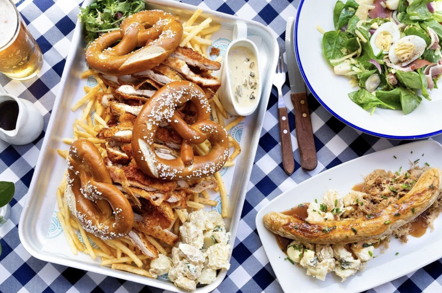 MUNICH CRICKET CLUB, Victoria & Canary Wharf - 50% off food