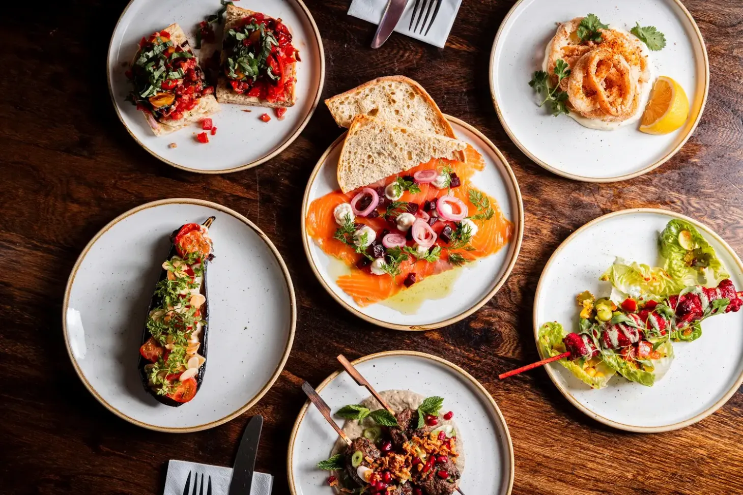 HOOP & GRAPES, Farringdon - 25% off food from 4th-28th February